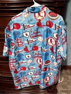 Mens XL St Louis Cardinals multicolor all over print short sleeve shirt!